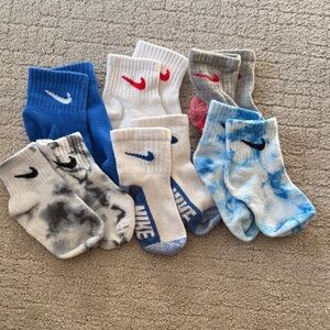 Nike socks 1-3 yr